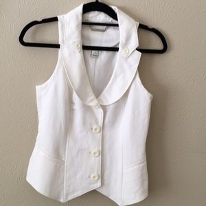 White vest